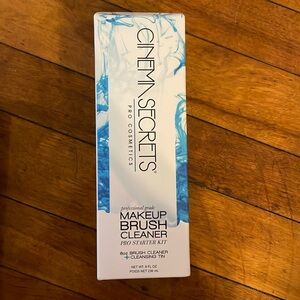 Cinema Secrets Brush Cleaner